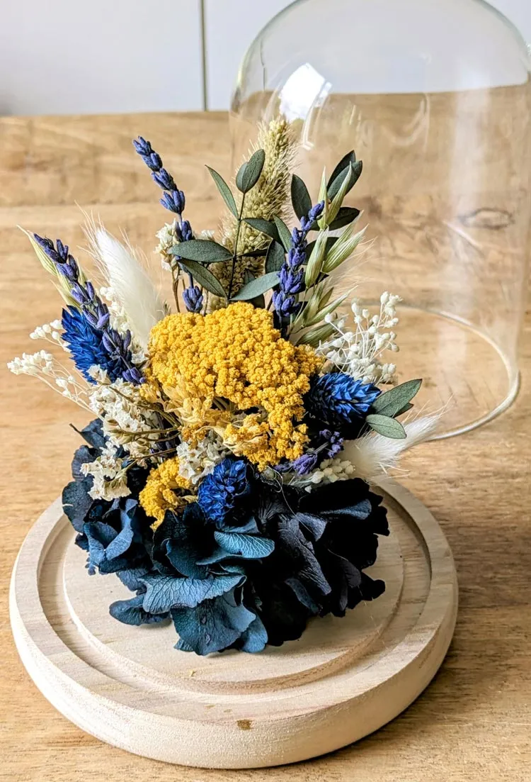 Réconciliation Végétale Angèle cloche fleurs séchées hortensia