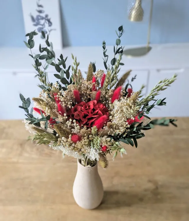 Réconciliation Végétale Amour bouquet fleurs séchées hortensia rouge