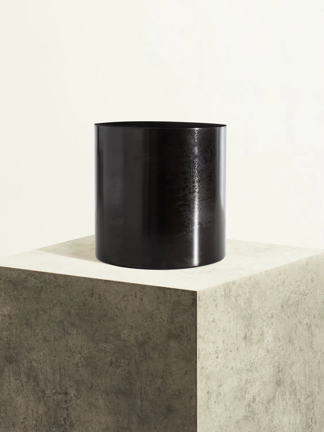 By Charlot Métal mat cache-pot noir onyx 18 cm