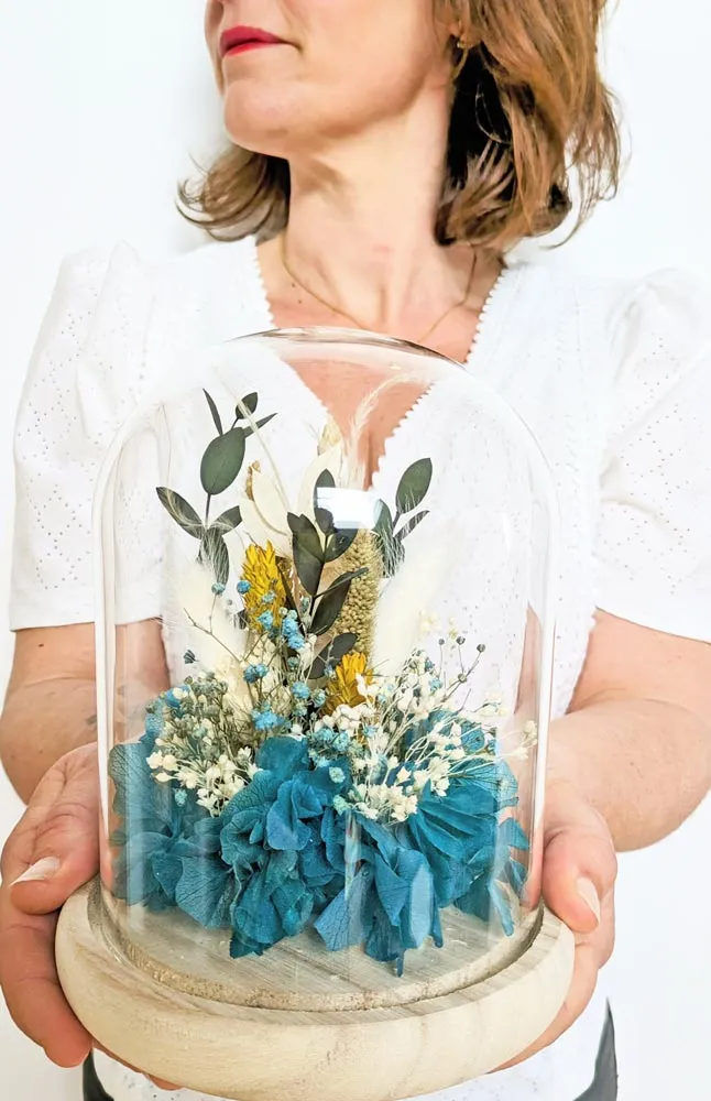 Réconciliation Végétale Charlotte cloche fleurs séchées bleu hortensia