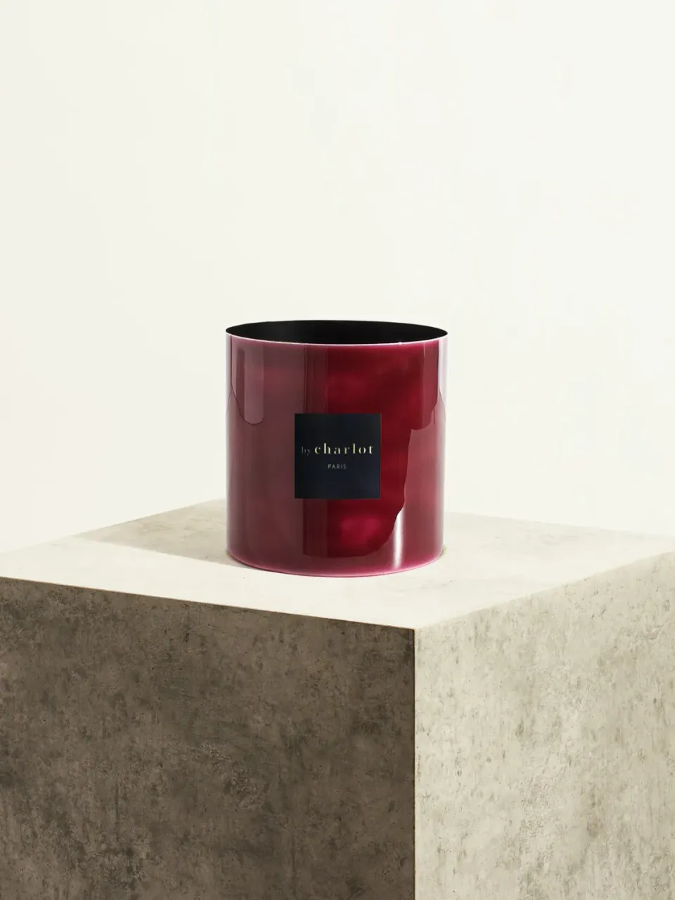 By Charlot Pourpre cache-pot métal 14 cm