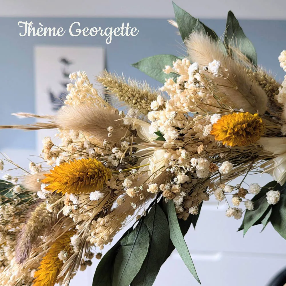 Réconciliation Végétale couronne fleurs séchées sur pied dorée