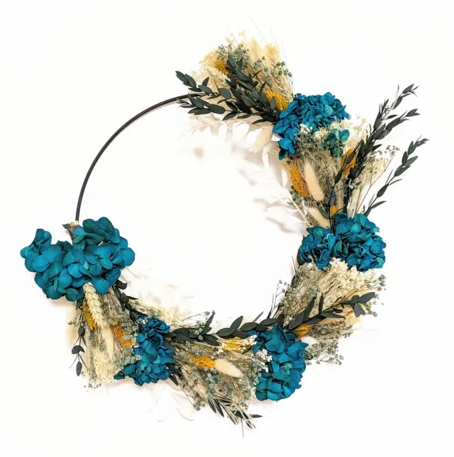 Réconciliation Végétale Harmonie Couronne Fleurs Séchées Bleu