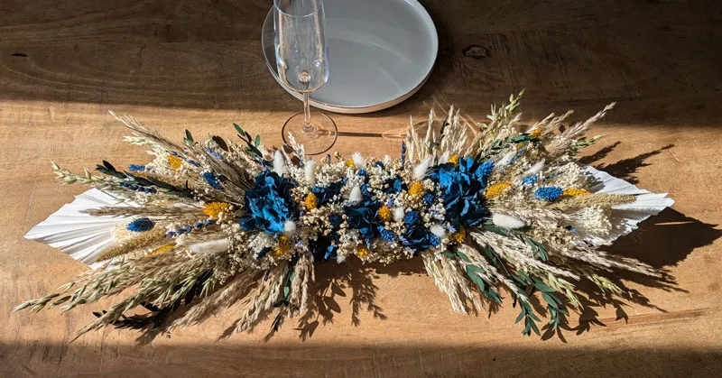 Réconciliation Végétale Centre de table mariés fleurs séchées 75 cm