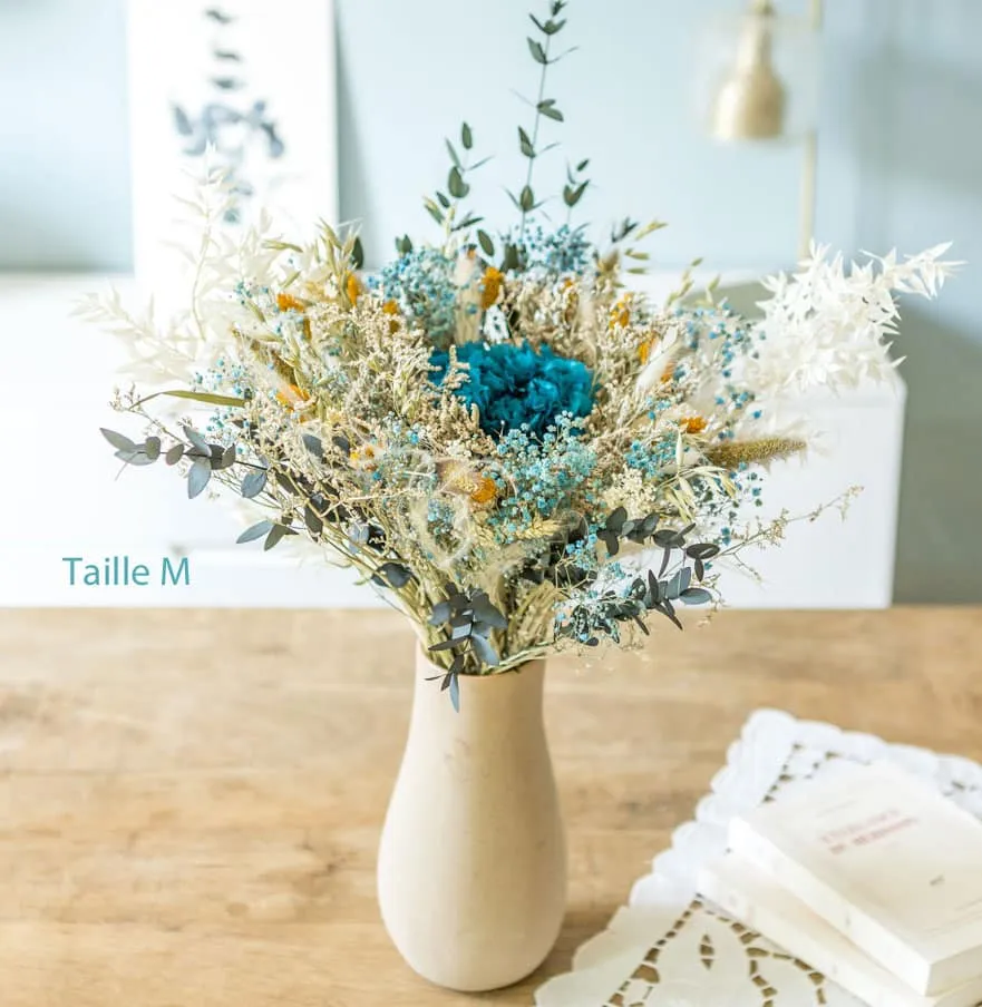 Réconciliation Végétale Charlotte bouquet fleurs séchées hortensia bleu