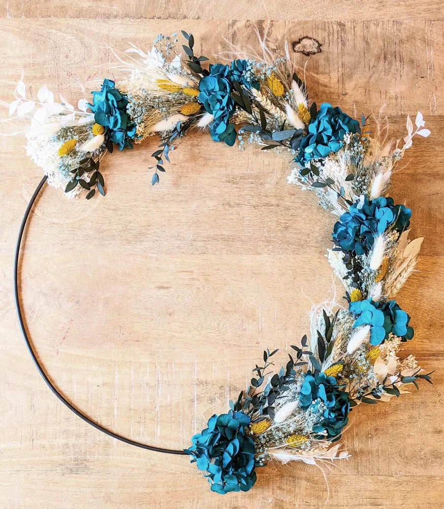 Réconciliation Végétale Harmonie Couronne Fleurs Séchées Bleu