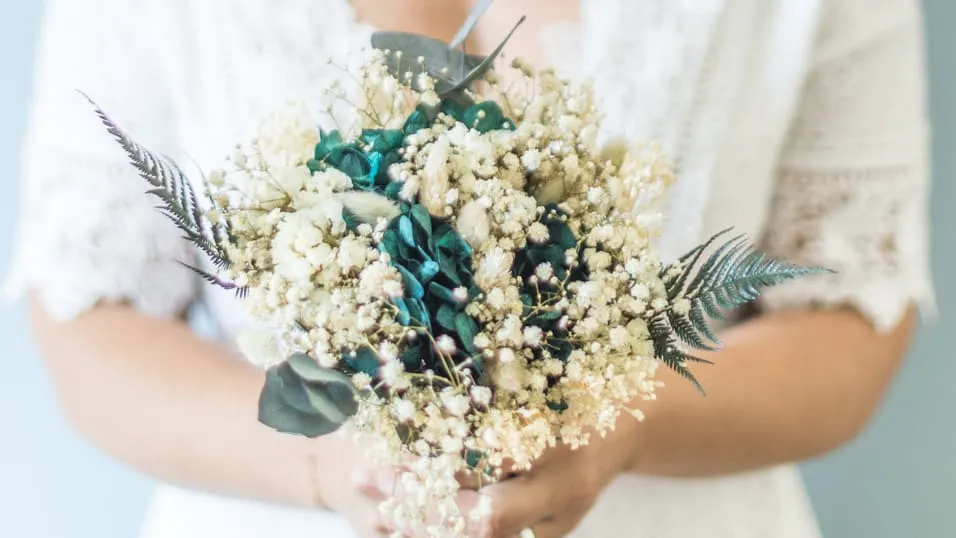 Réconciliation Végétale Bouquet demoiselle d'honneur fleurs séchées